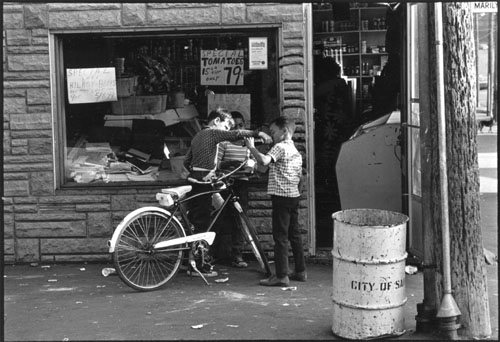 Boys Sharing_SouthEnd