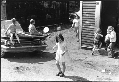 Children Playing_Moore Street