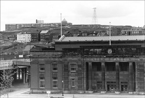 Union Station with Moore Street